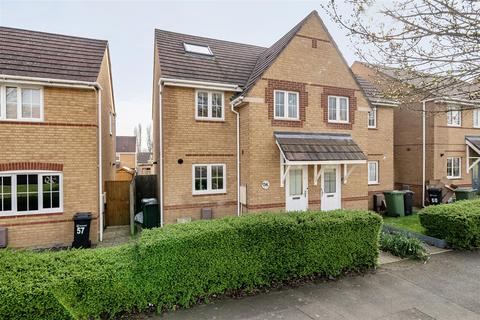 4 bedroom semi-detached house for sale, Jubilee Avenue, Portchester Borders