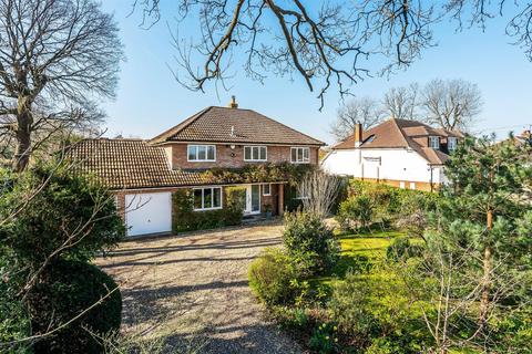 undefined, KENNEL LANE, FETCHAM, KT22