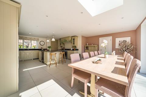 5 bedroom detached house for sale, HORSELL