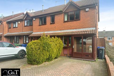 2 bedroom semi-detached house for sale, Commonside, Brierley Hill