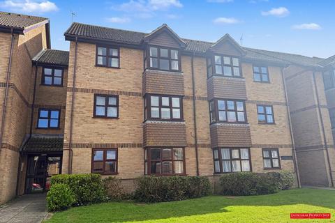 1 bedroom flat for sale, Snowdon Close, Eastbourne BN23