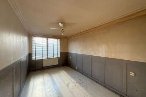 1 bedroom flat for sale, 80 Flintmill Crescent, Blackheath, London, SE3 8LY
