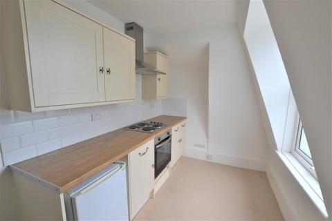 2 bedroom apartment to rent, White Rock, Hastings, TN34