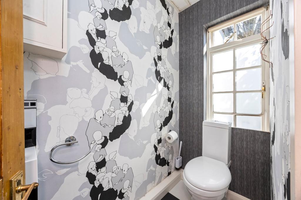 Ground floor WC