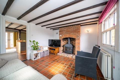 2 bedroom end of terrace house for sale, Weston Turville, Aylesbury HP22