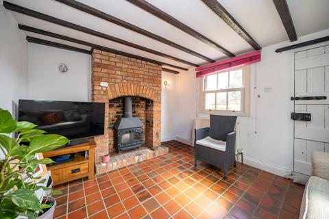 2 bedroom end of terrace house for sale, Weston Turville, Aylesbury HP22