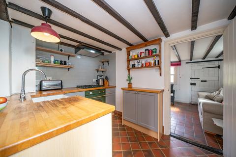2 bedroom end of terrace house for sale, Weston Turville, Aylesbury HP22