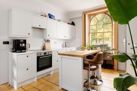 4 bedroom house for sale, Barnsbury Road, London, N1