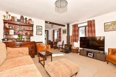 undefined, Somerfield Barn Court, Sellindge TN25