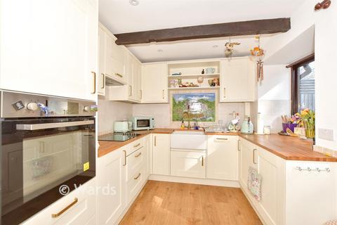 undefined, Somerfield Barn Court, Sellindge TN25