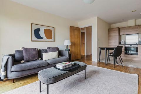 undefined, Commercial Road, London E14