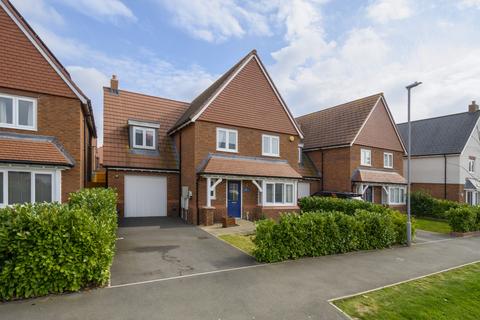 4 bedroom detached house for sale, MACKMURDO AVENUE, SWINDON SN25