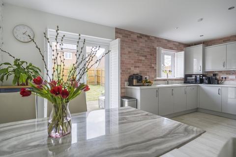 4 bedroom detached house for sale, MACKMURDO AVENUE, SWINDON SN25