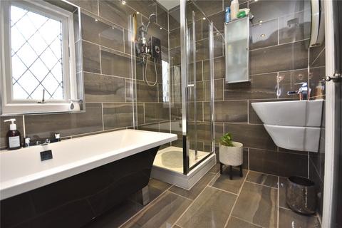 4 bedroom semi-detached house for sale, Dunhill Rise, Leeds, West Yorkshire