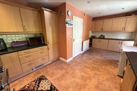 3 bedroom detached house for sale, Eluneds Drive, Brecon, LD3