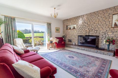 3 bedroom detached bungalow for sale, Flax Bourton Road, Failand