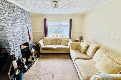 2 bedroom townhouse for sale, Oakwell Close, Drighlington, Bradford
