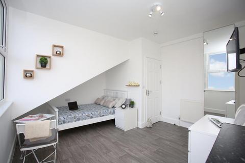 1 bedroom in a house share to rent, Cowper Street, Luton, Bedfordshire, LU1