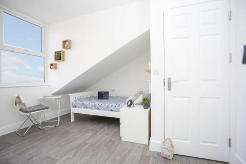 1 bedroom in a house share to rent, Cowper Street, Luton, Bedfordshire, LU1