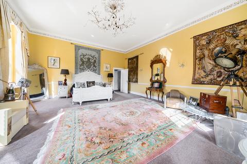undefined, Cobbett Hill Road, Guildford, GU3