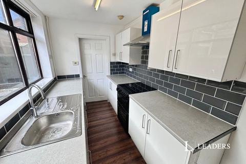2 bedroom terraced house to rent, Hartshill Road, Stoke-on-Trent, Staffordshire, ST4