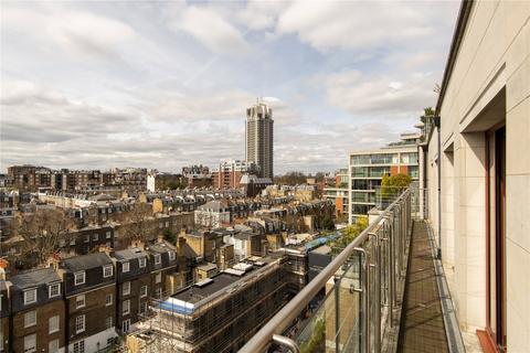 3 bedroom flat for sale, Lancelot Place, London, SW7