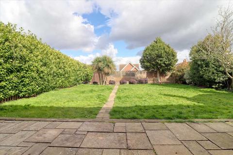 undefined, Thorpe Le Soken CO16