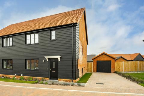 undefined, The Fields, Bacton IP14