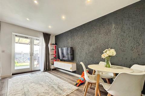 2 bedroom terraced house for sale, Spey Road, Tilehurst, Reading
