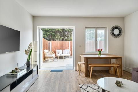 undefined, Parchment Close, Mitcham CR4