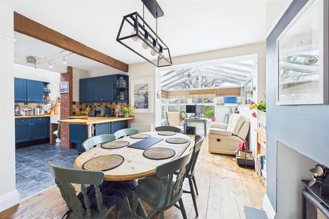 3 bedroom semi-detached house for sale, Charming 1930s home in central Clevedon