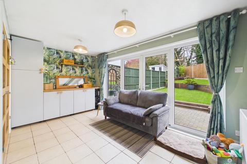 undefined, Hardy Close, Crawley RH10