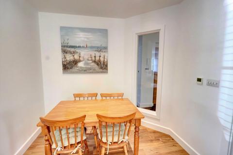 2 bedroom apartment for sale, Long Acre, High Wycombe HP15