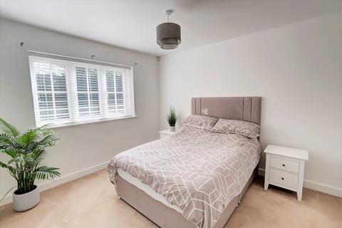 2 bedroom apartment for sale, Long Acre, High Wycombe HP15