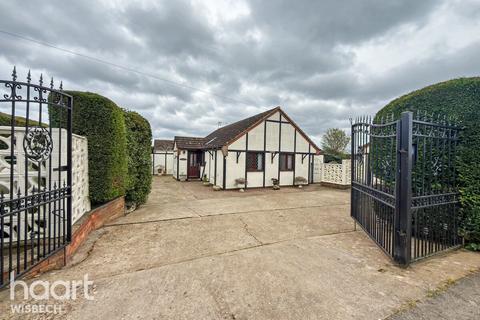 3 bedroom detached bungalow for sale, Bardyke Bank, Upwell