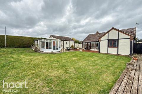 3 bedroom detached bungalow for sale, Bardyke Bank, Upwell