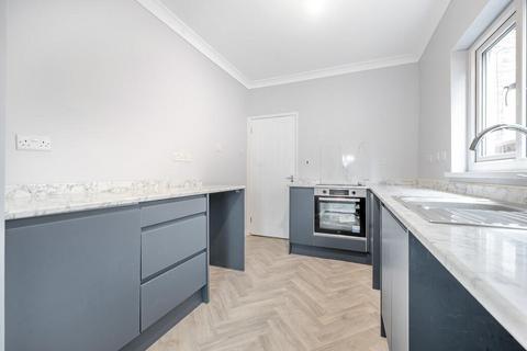 3 bedroom terraced house to rent, Prince Albert Road, Southsea
