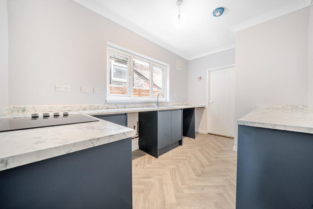 Kitchen...jpeg