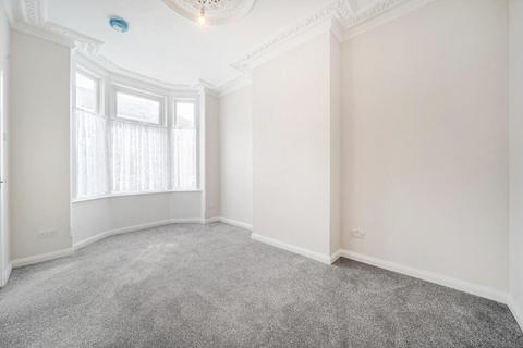 3 bedroom terraced house to rent, Prince Albert Road, Southsea
