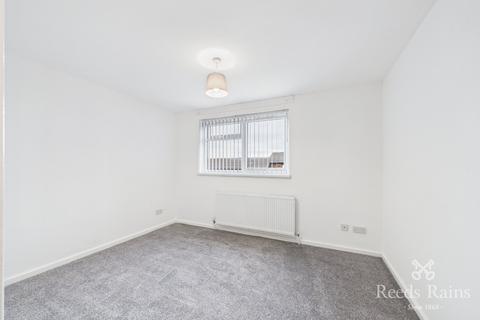 undefined, Cottingley Approach, West Yorkshire LS11