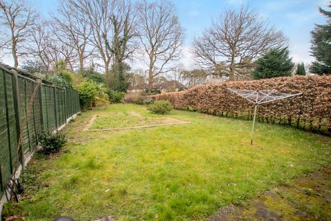 3 bedroom semi-detached house to rent, Balmoral Drive, Maybury, Woking, GU22