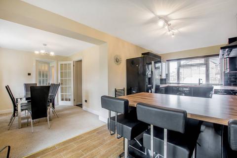 3 bedroom semi-detached house to rent, Balmoral Drive, Maybury, Woking, GU22