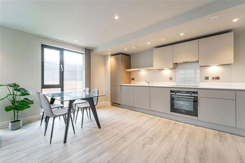 2 bedroom flat to rent, Broad Street, Birmingham B15