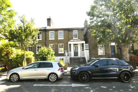undefined, Navarino Road, London E8
