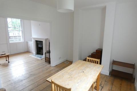 undefined, Navarino Road, London E8