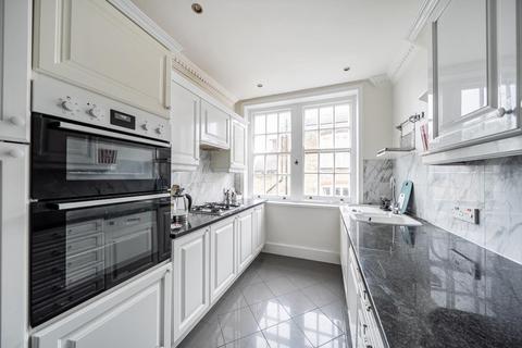 3 bedroom flat for sale, Frognal,  Hampstead,  NW3