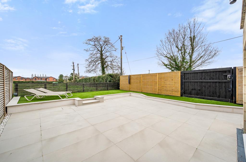 Patio/Garden