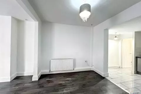 2 bedroom terraced house to rent – pohled 3