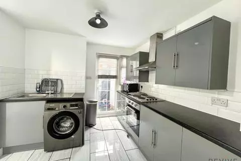 2 bedroom terraced house to rent – pohled 5