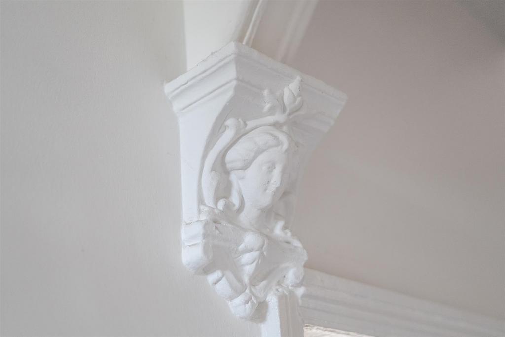 Feature Archway